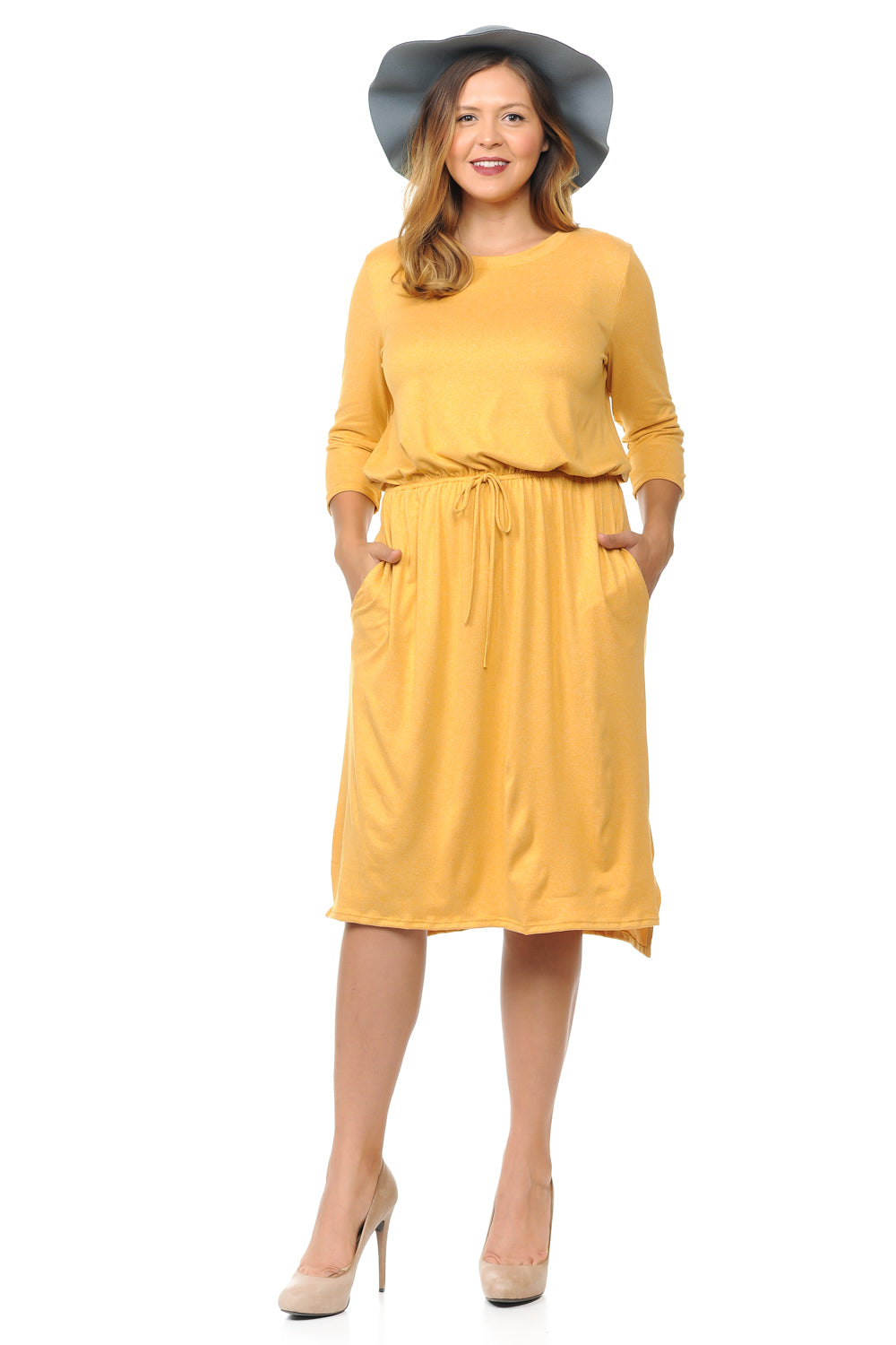 Midi Dress with Pockets and Elastic Waist in Plus Size